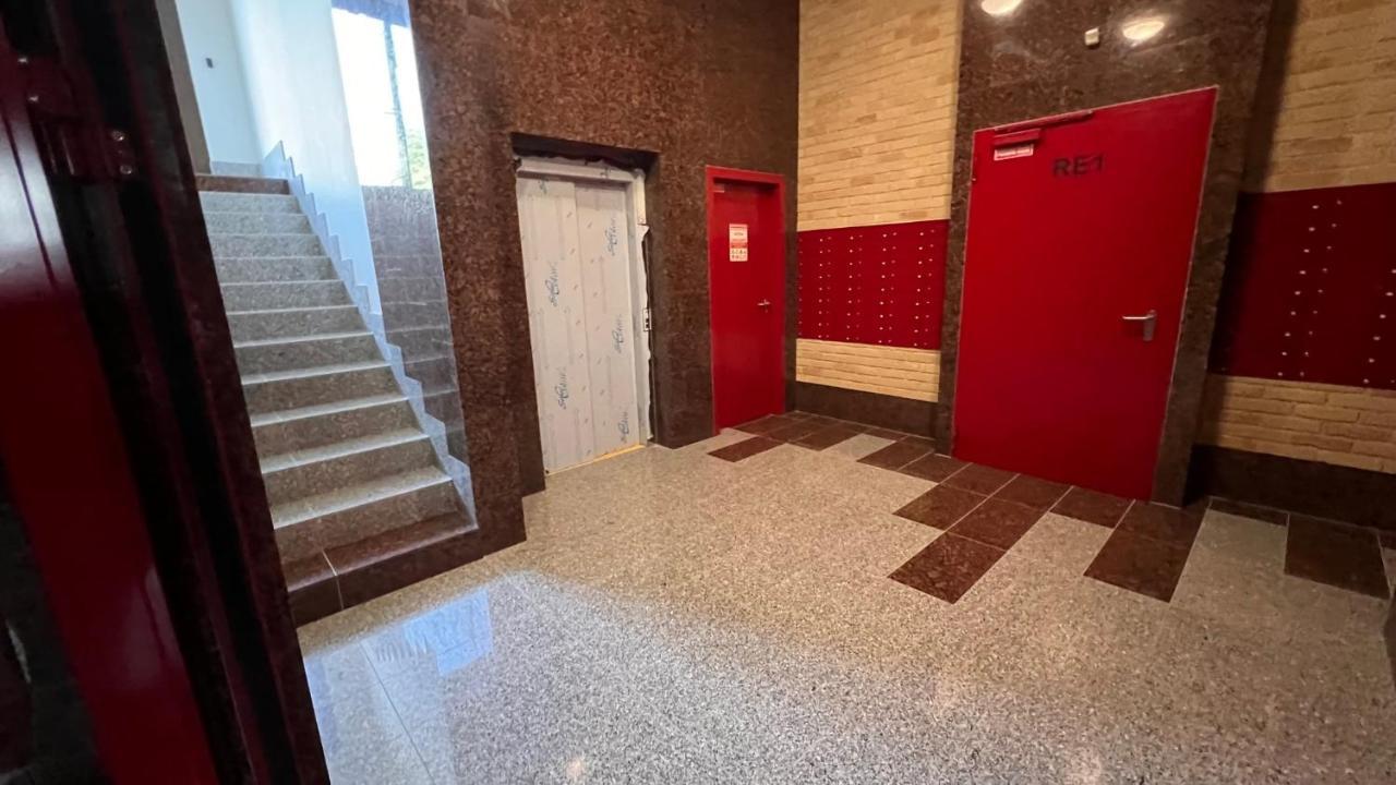 3 Room Apartment 2X Balcony, New Building, 21 Братислава Екстериор снимка