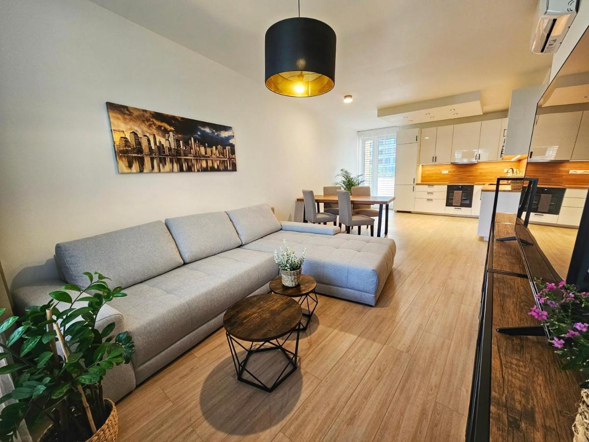 3 Room Apartment 2X Balcony, New Building, 21 Братислава Екстериор снимка