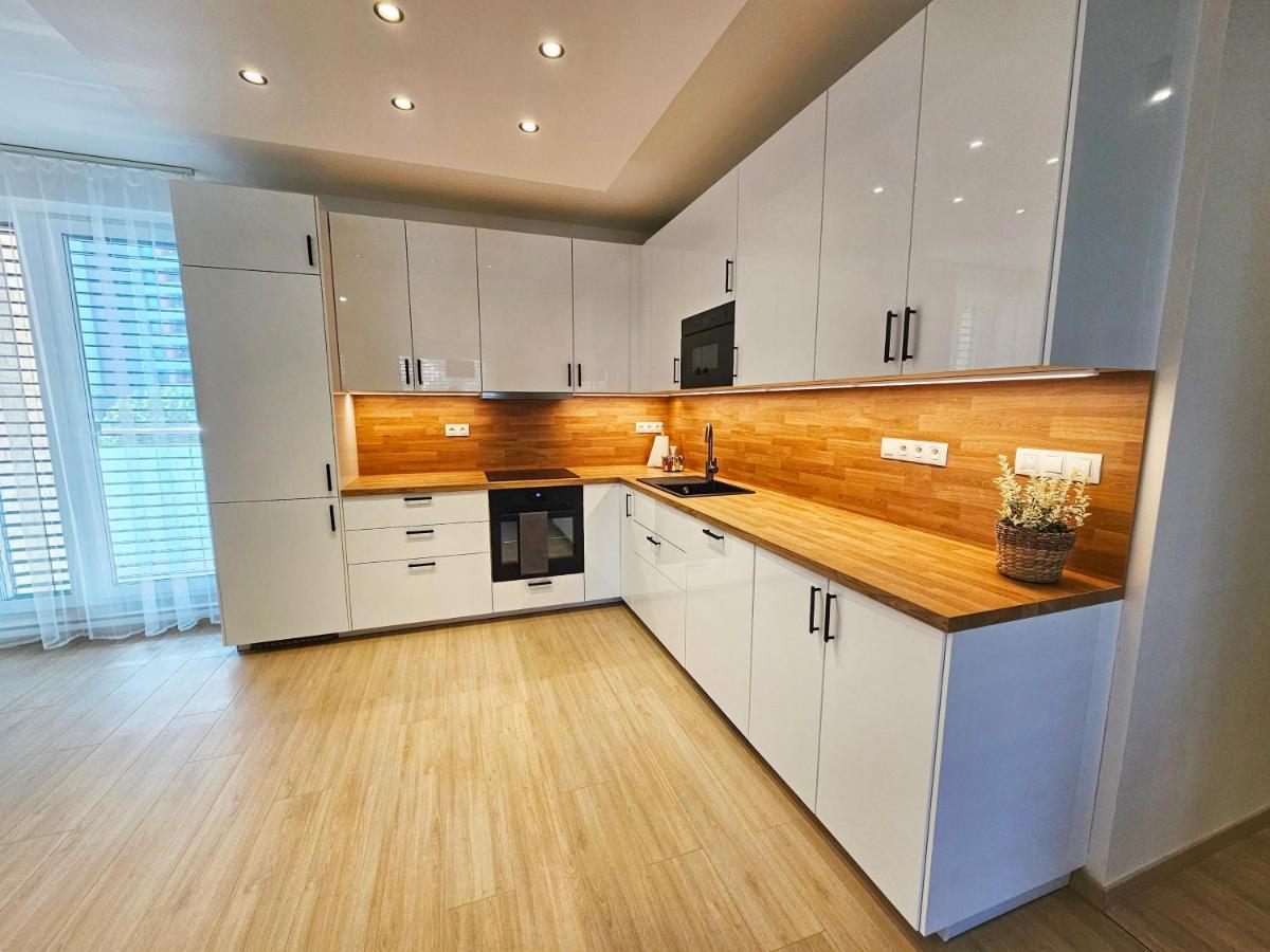 3 Room Apartment 2X Balcony, New Building, 21 Братислава Екстериор снимка