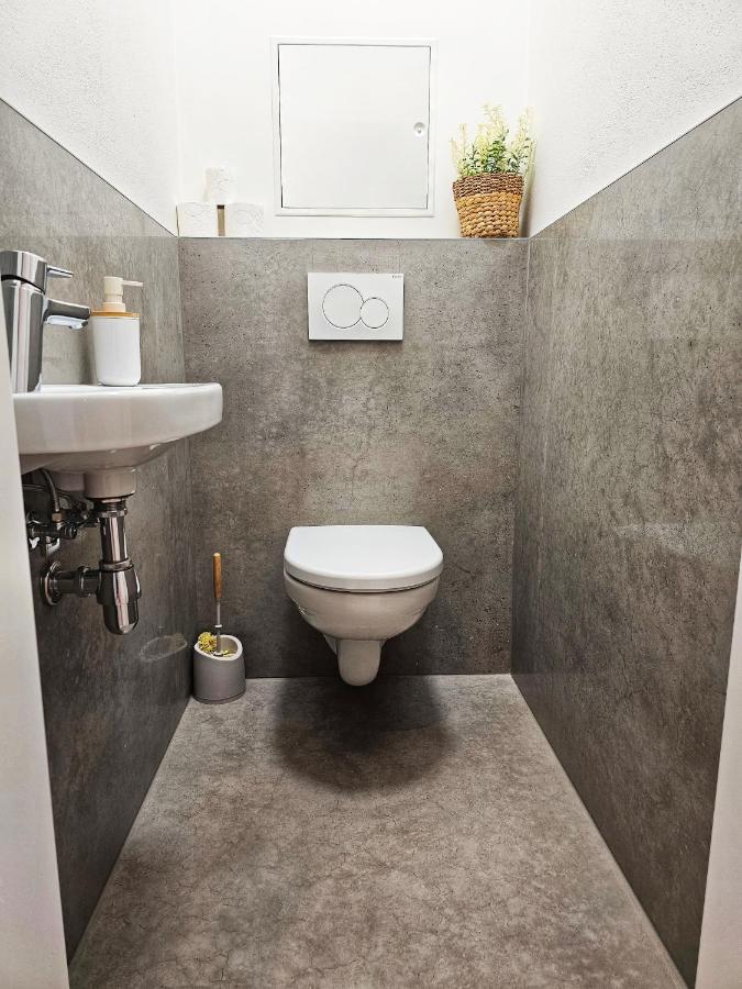 3 Room Apartment 2X Balcony, New Building, 21 Братислава Екстериор снимка