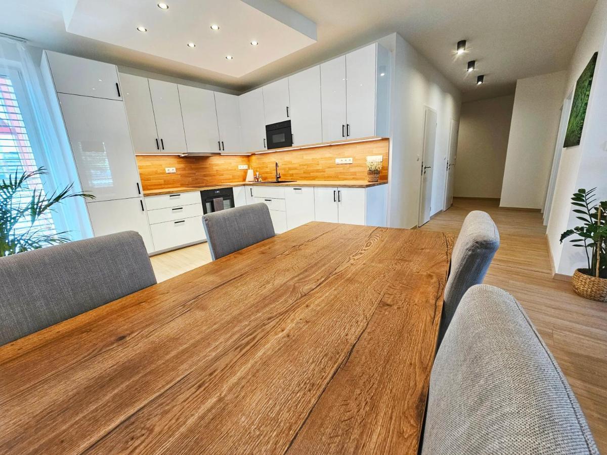 3 Room Apartment 2X Balcony, New Building, 21 Братислава Екстериор снимка