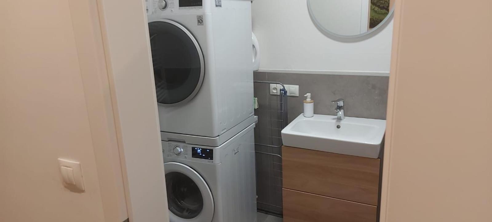 3 Room Apartment 2X Balcony, New Building, 21 Братислава Екстериор снимка