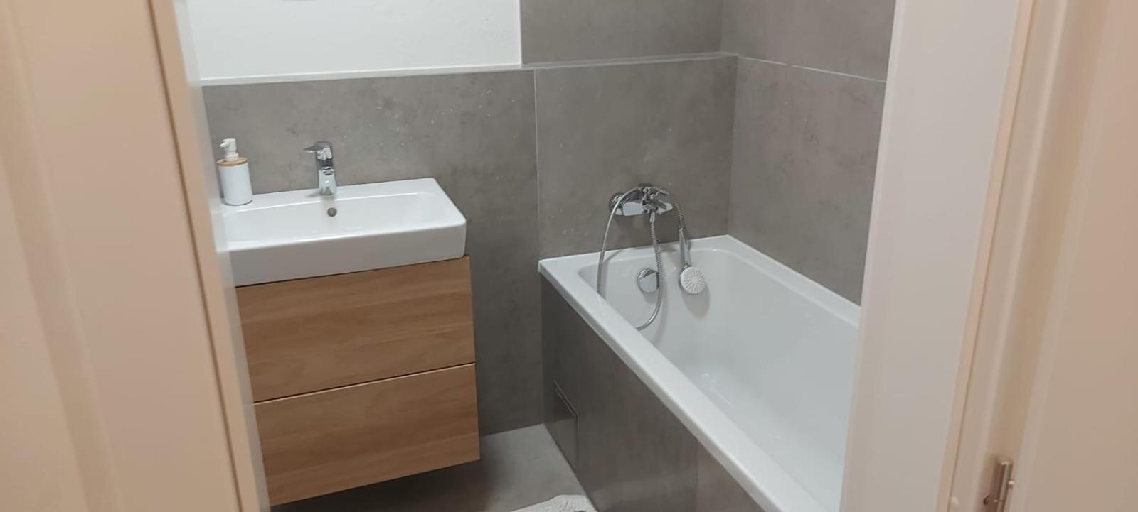 3 Room Apartment 2X Balcony, New Building, 21 Братислава Екстериор снимка